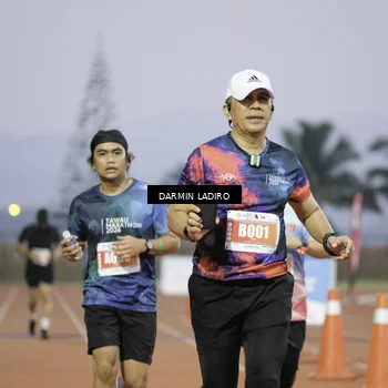 Runner Photo 4866376