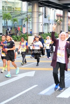 Runner Photo 4866398