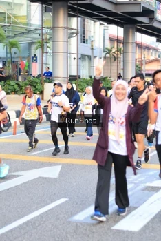 Runner Photo 4866406