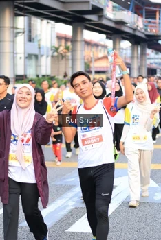 Runner Photo 4866444