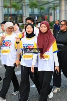 Runner Photo 4866565