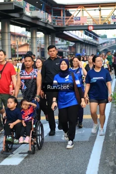 Runner Photo 4866579
