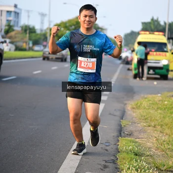 Runner Photo 4867065