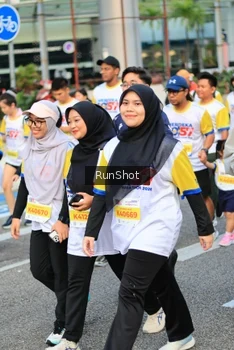 Runner Photo 4867115