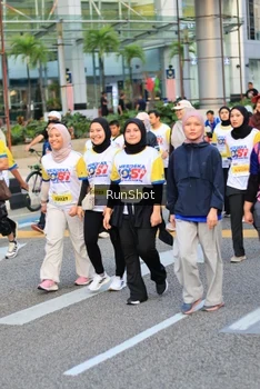 Runner Photo 4867356