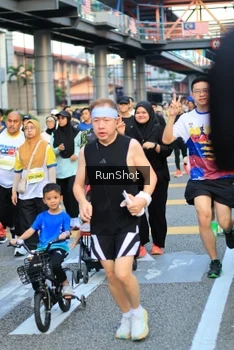 Runner Photo 4867364