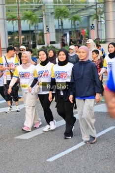 Runner Photo 4867375