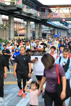 Runner Photo 4867567