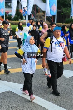 Runner Photo 4867933