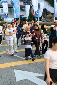 Runner Photo 4868000