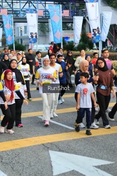 Runner Photo 4868017