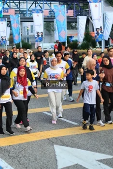 Runner Photo 4868049