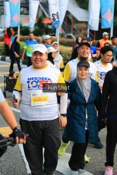 Runner Photo 4868086