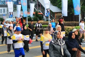 Runner Photo 4868220