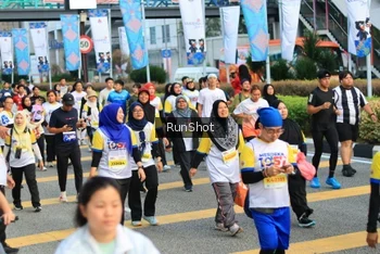 Runner Photo 4868242