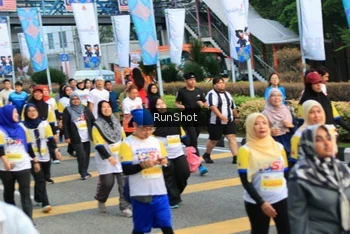 Runner Photo 4868243