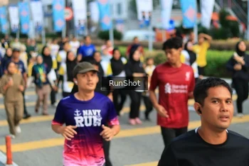 Runner Photo 4868353