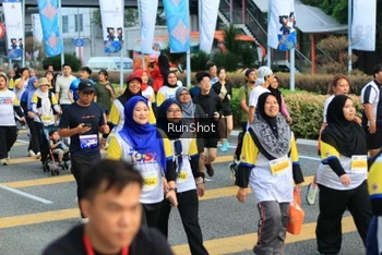 Runner Photo 4868392