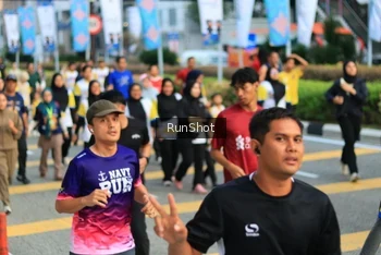 Runner Photo 4868398