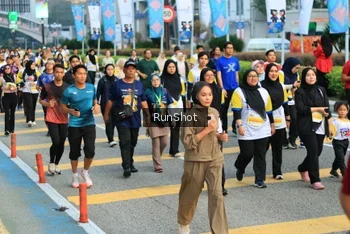 Runner Photo 4868461