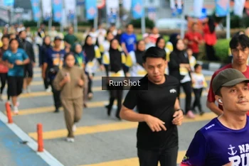 Runner Photo 4868491