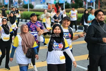 Runner Photo 4868996