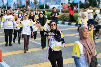 Runner Photo 4869066