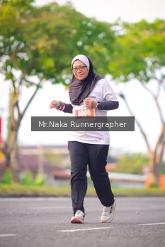 Runner Photo 4869080