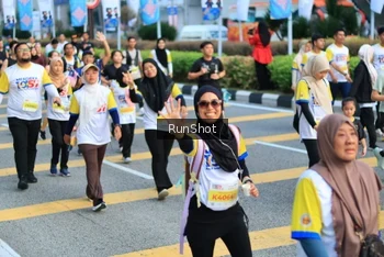 Runner Photo 4869119