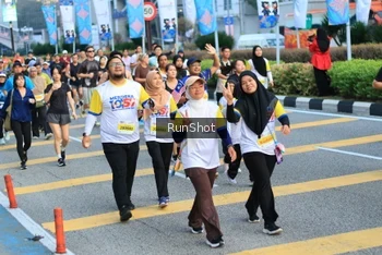Runner Photo 4869143
