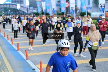 Runner Photo 4869243