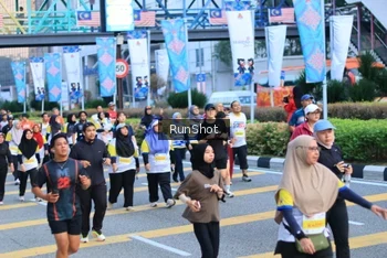 Runner Photo 4869286
