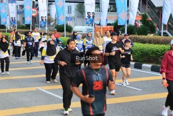 Runner Photo 4869291