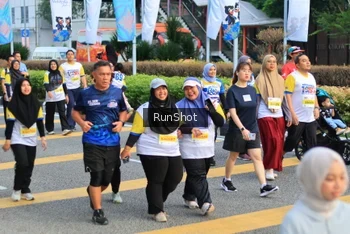 Runner Photo 4869348