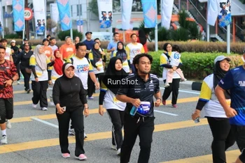 Runner Photo 4869359