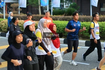 Runner Photo 4869440