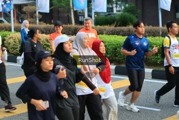 Runner Photo 4869447