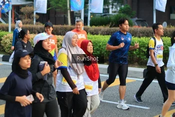 Runner Photo 4869451