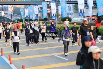 Runner Photo 4869474