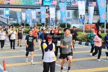 Runner Photo 4869516
