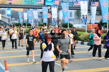 Runner Photo 4869519