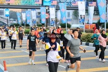 Runner Photo 4869521