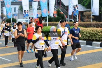 Runner Photo 4869630