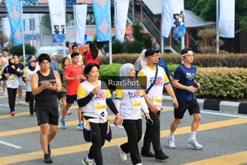 Runner Photo 4869636