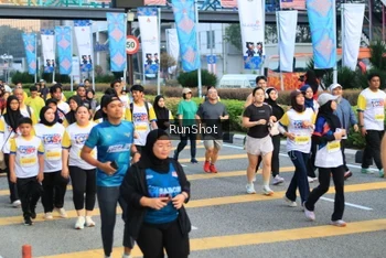 Runner Photo 4869694