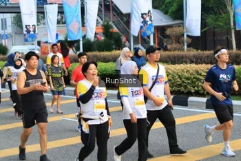Runner Photo 4869701