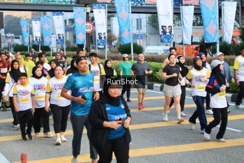 Runner Photo 4869704