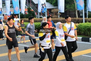 Runner Photo 4869706