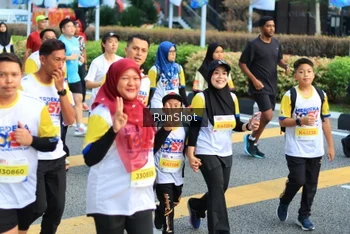 Runner Photo 4870041