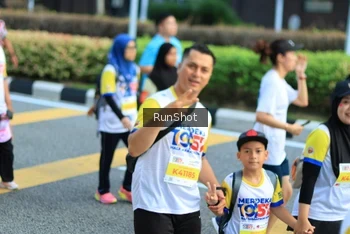 Runner Photo 4870062
